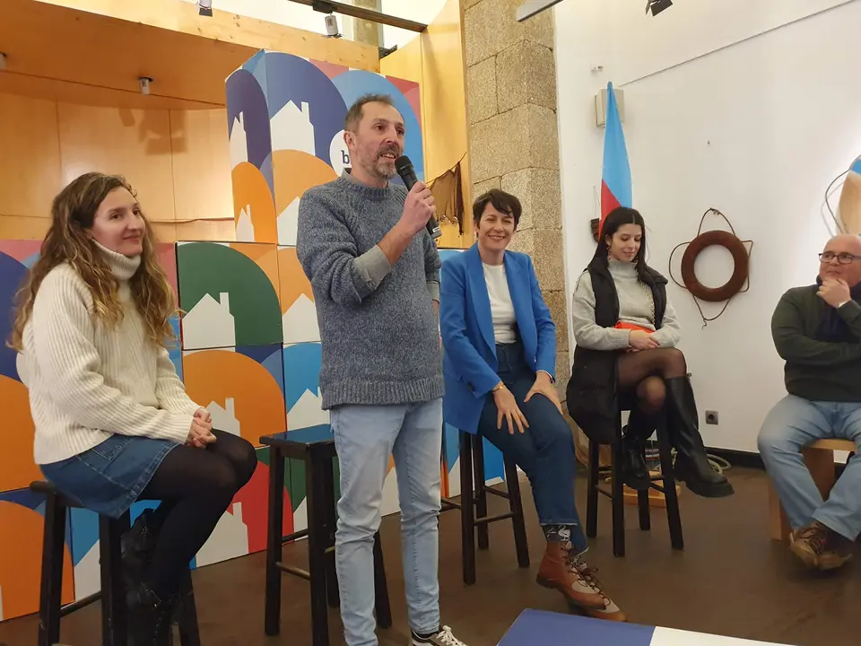 &Aacute;lbum da presentaci&oacute;n de Emilio Gra&ntilde;a como candidato do BNG &aacute; alcald&iacute;a de Sada.