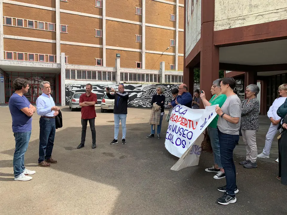O Museo Carlos Maside deber estar aberto ao p&uacute;blico de acordo co proxecto orixinal de Isaac Diaz Pardo e Luis Seoane.